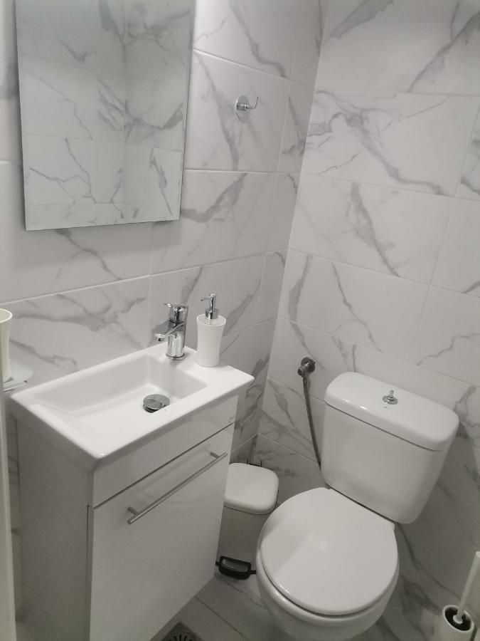 S & K Apartment Free Indoor Parking Atenas Exterior foto