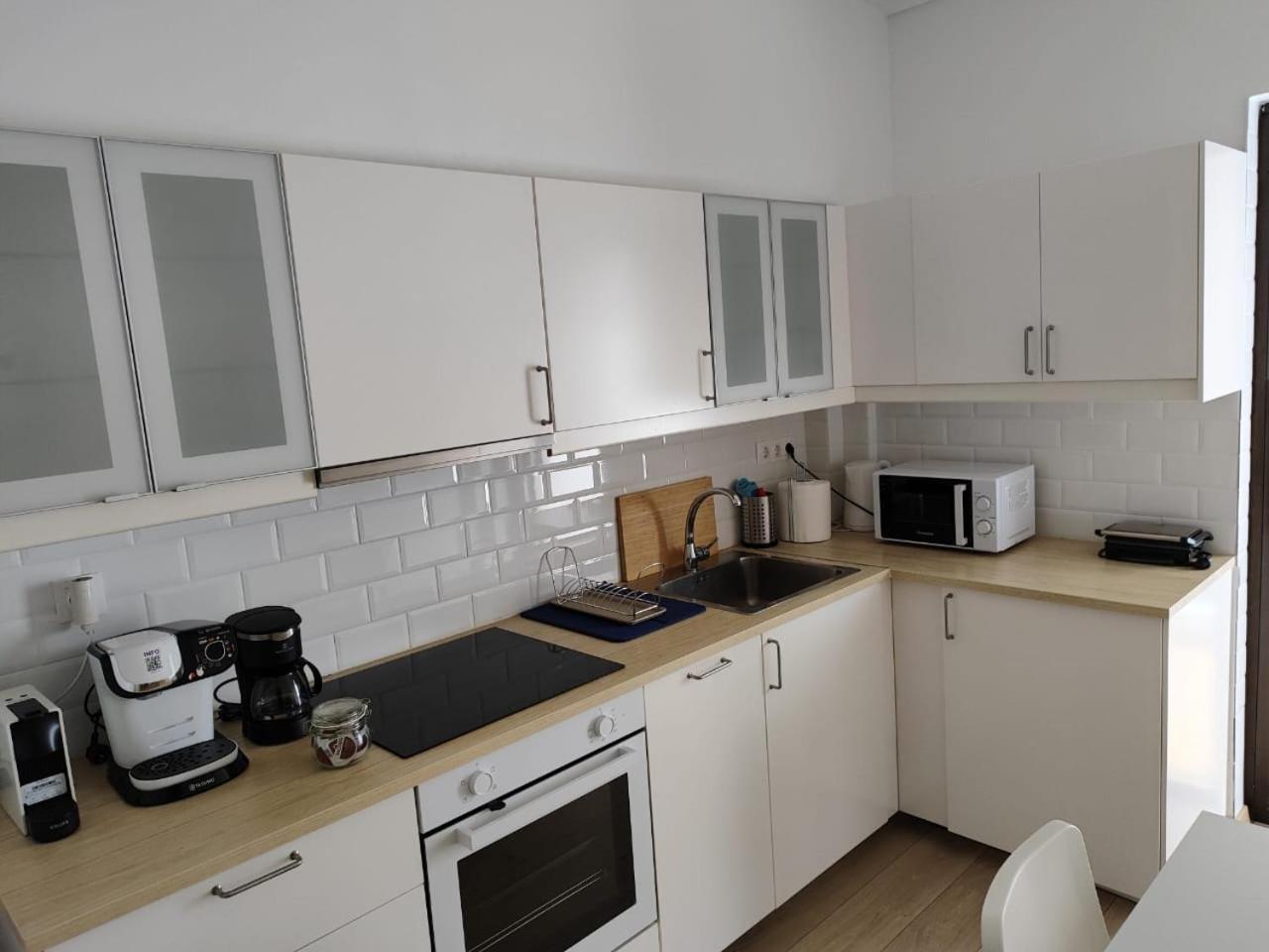 S & K Apartment Free Indoor Parking Atenas Exterior foto